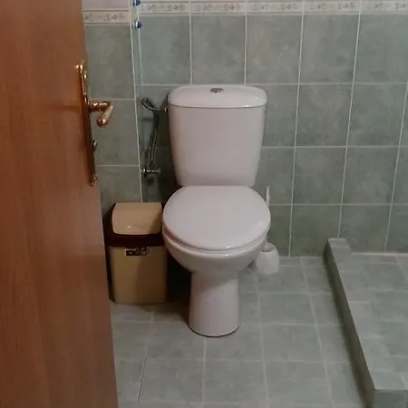 Къщи За Гости 